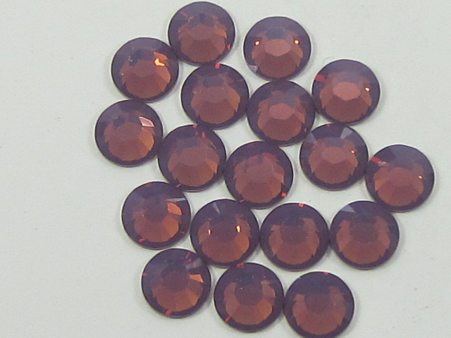 1 Gross 12ss CYCLAMEN OPAL HOTFIX European Rhinestones